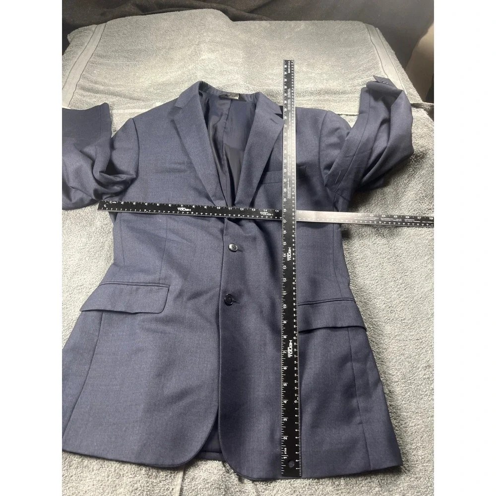 Jos A Bank Traveler's Collection Navy Wool Tailored Fit Blazer Men 42L‎